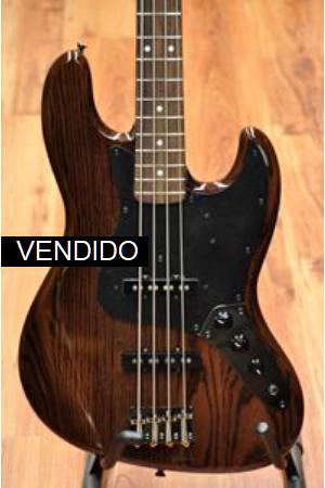 Fender '62 Jazz Bass Walnut